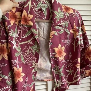 Tommy Bahama cropped tie front 3/4 sleeve silk shirt w tropical Hawaiian print